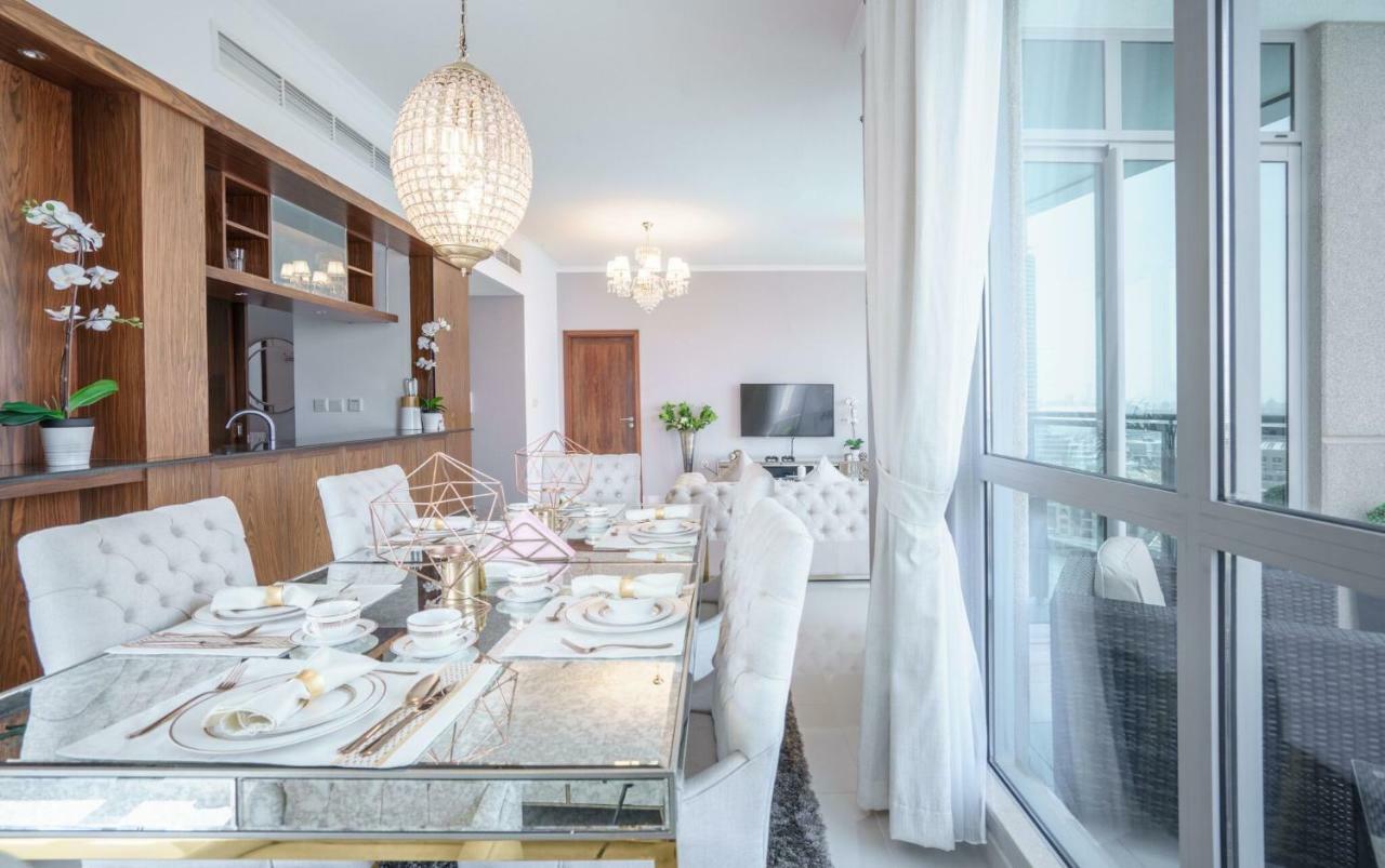 Elite Royal Apartment - Full Burj Khalifa & Fountain View - Premier - 2 Bedrooms & 1 Open Bedroom Without Partition ドバイ エクステリア 写真