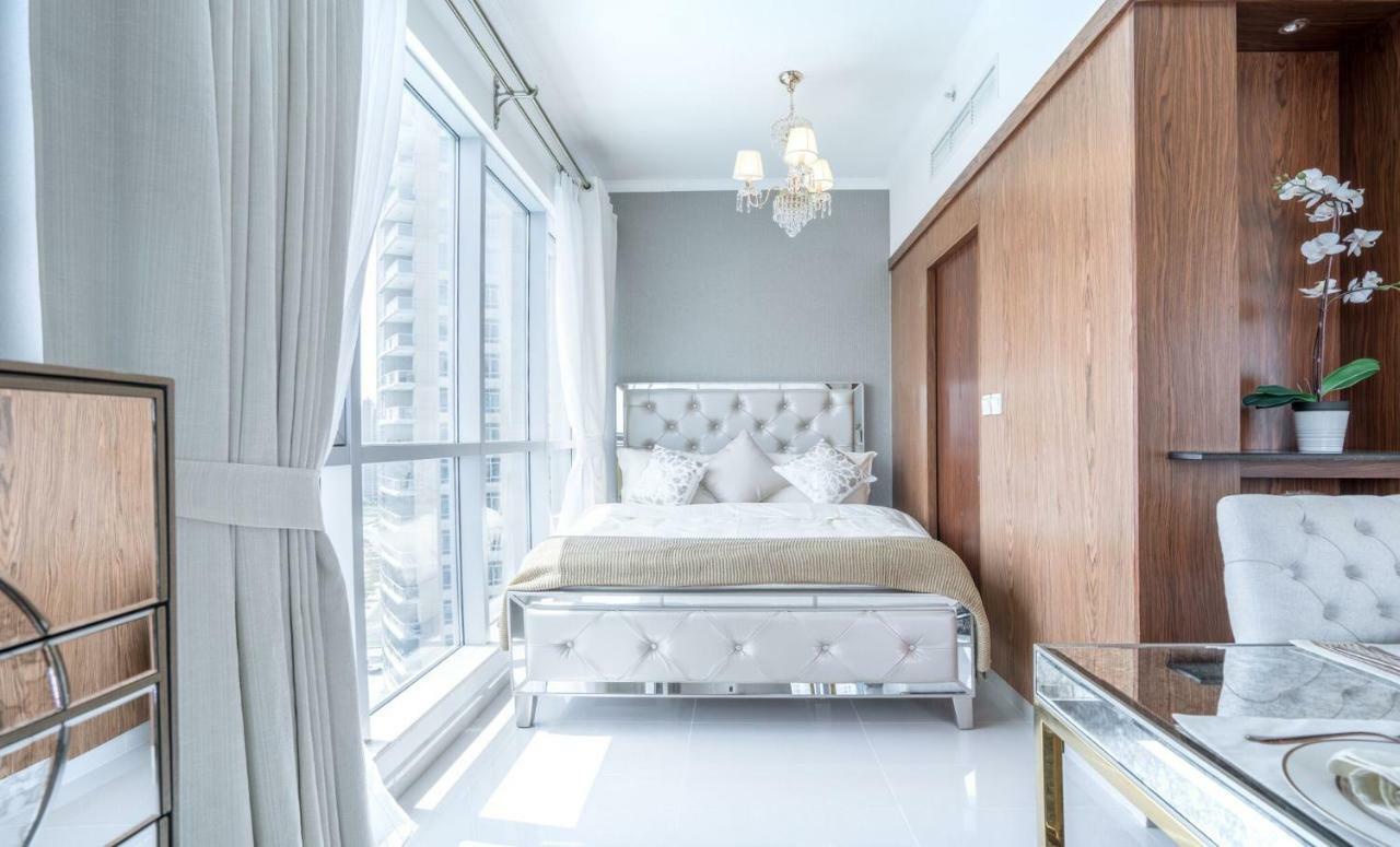 Elite Royal Apartment - Full Burj Khalifa & Fountain View - Premier - 2 Bedrooms & 1 Open Bedroom Without Partition ドバイ エクステリア 写真
