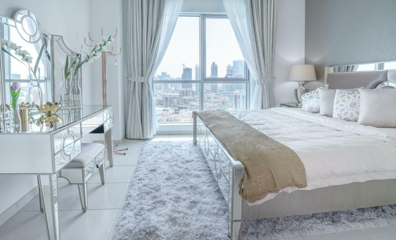 Elite Royal Apartment - Full Burj Khalifa & Fountain View - Premier - 2 Bedrooms & 1 Open Bedroom Without Partition ドバイ エクステリア 写真